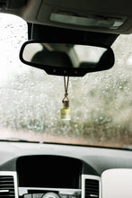Load image into Gallery viewer, Amber & Wood - Car Diffusers | Car Fresheners: Explore