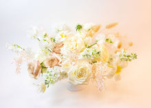 Load image into Gallery viewer, Champagne - Centerpiece