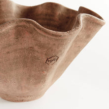 Load image into Gallery viewer, Napa Home &amp; Garden - Wakefield Handmade Wiley Pot #6, Tan
