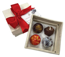 Load image into Gallery viewer, Knipschildt Chocolatier - 4 Piece Chocolate Box
