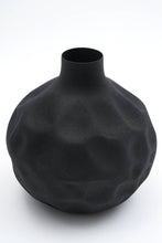 Load image into Gallery viewer, India.Curated. - VASE SMALL
