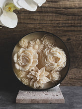 Load image into Gallery viewer, Agaboo Candle - Flower Candle 12 oz 2x5.5in: Matte Black / Honeysuckle Jasmine
