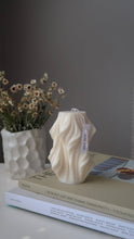 Load image into Gallery viewer, Jeune Home - Waves candle | Wedding decor |: Cream ( wax colour) / unscented
