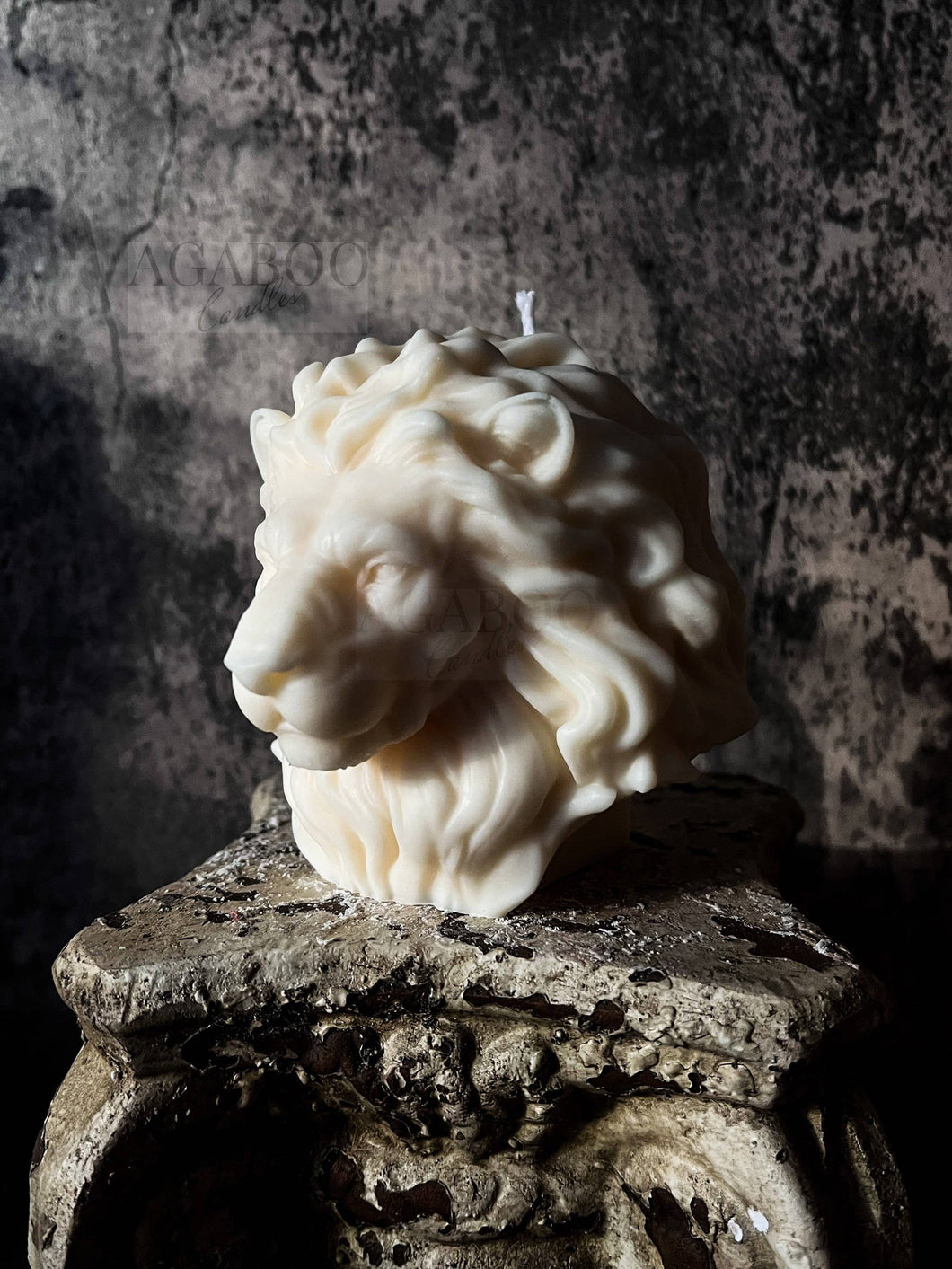 Agaboo Candle - Large Lion Head Candle: Unscented / Cream