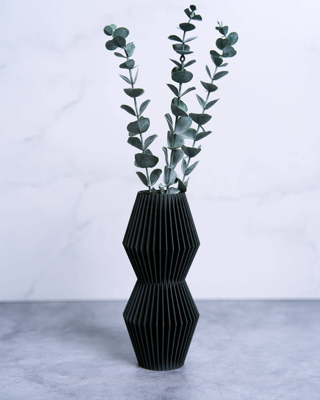 Woodland Pulse - LUNA™ Black Geometric Vase