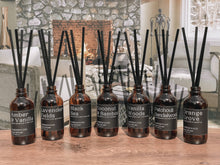 Load image into Gallery viewer, Amber &amp; Wood - Reed Diffusers: Homebody
